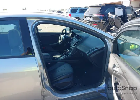 2013 Ford Focus Se из США, поврежденный, VIN 1FADP3F20DL233765